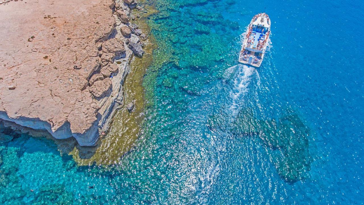 Constantinos The Great Beach Hotel Protaras Bagian luar foto