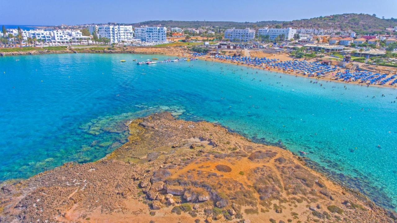 Constantinos The Great Beach Hotel Protaras Bagian luar foto